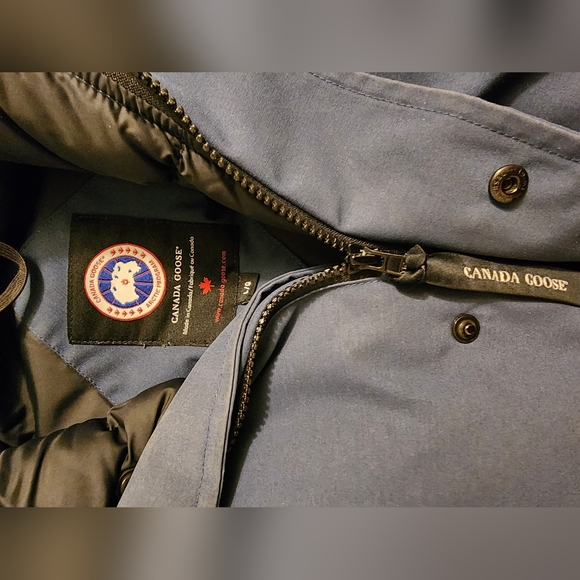 Youth Canada Goose jacket - Picture 5 of 5
